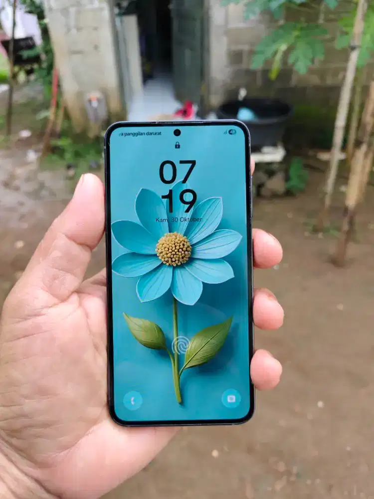 Samsung Galaxy s23 8/256