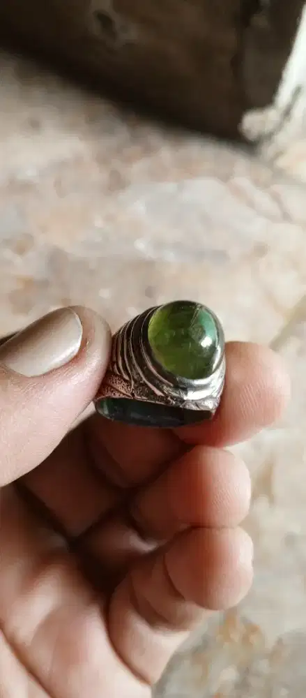 BATU GREEN SAFIR