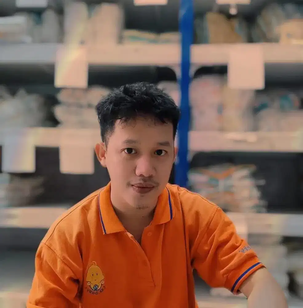 Cari kerjaaan apa aja.