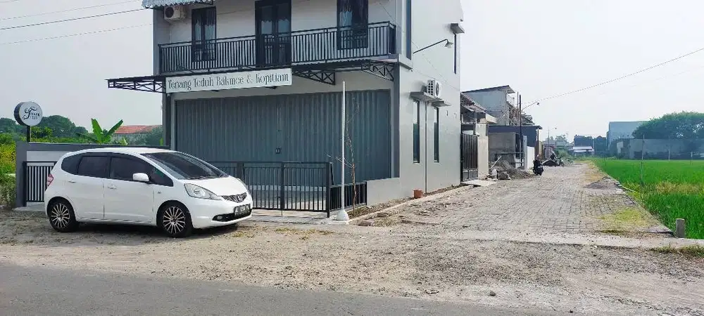 Tanah Kavling Dalam Perumahan Cluster Banyuanyar Regency Surakarta