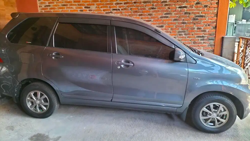 Toyota Avanza 2012 Bensin