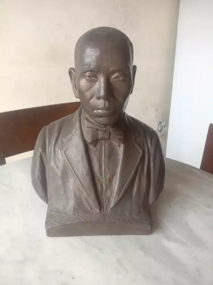 Patung sun Yat sen