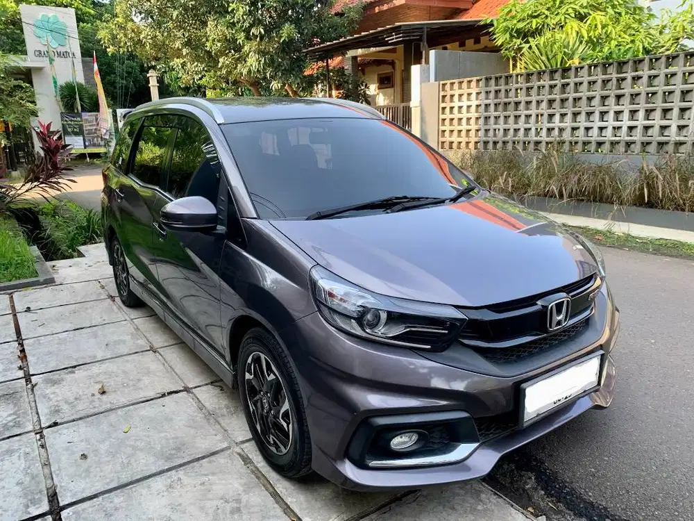 Honda Mobilio RS Matic Abu Antik