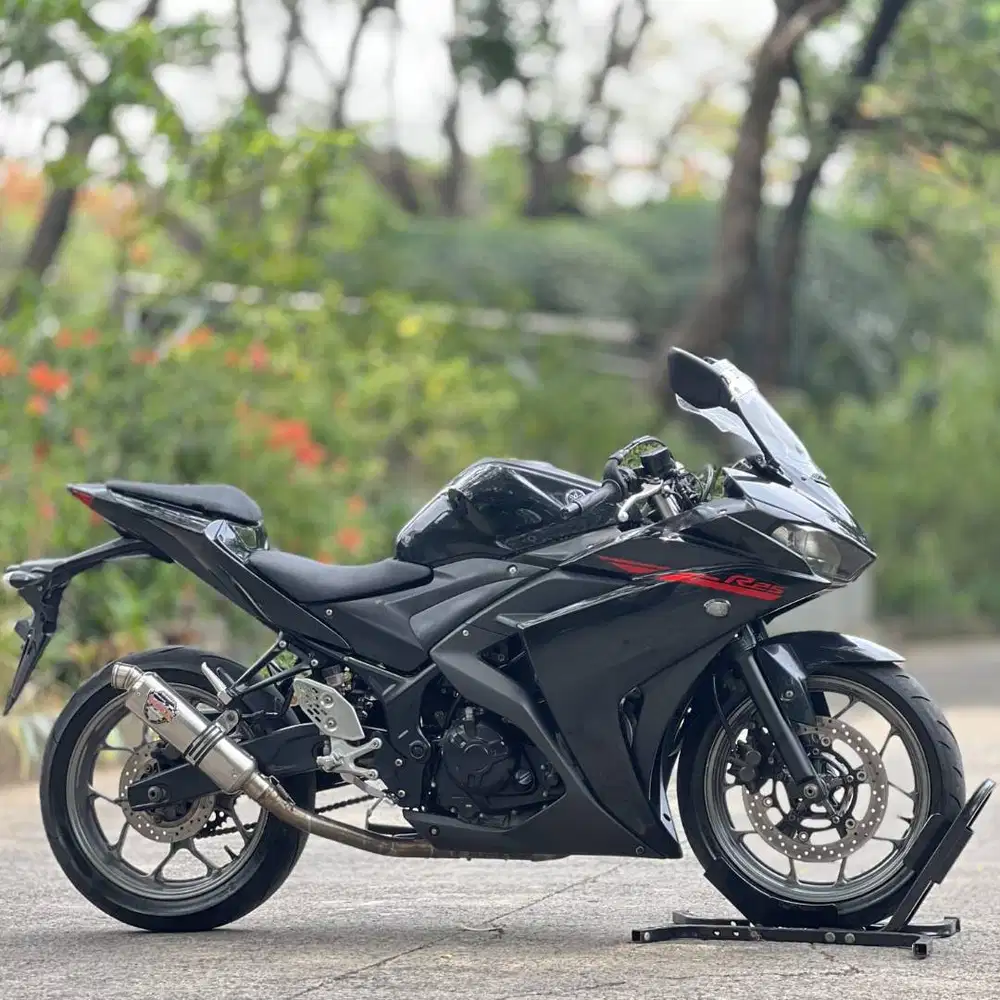 YAMAHA R25 V1 HITAM 2014 KM LOW PAJAK PANJANG SUPER GRES