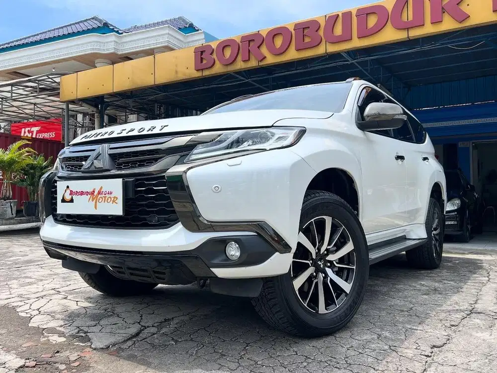 PAJERO DAKAR 2018 PUTIH SUPER ISTIMEWA