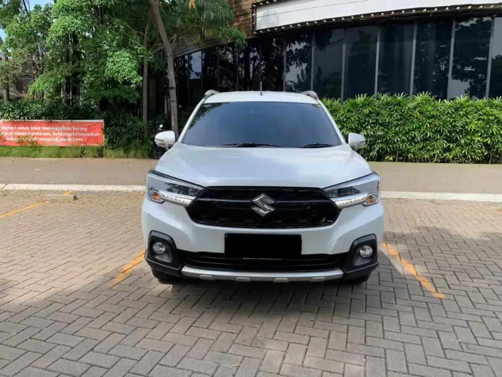 TERMURAH SUZUKI XL 7 BETA HYBRID 2023 AT PUTIH
