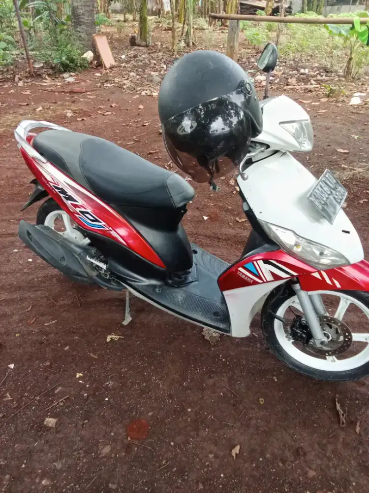Dijual motor Yamaha Mio j tahun 2013 surat kompit