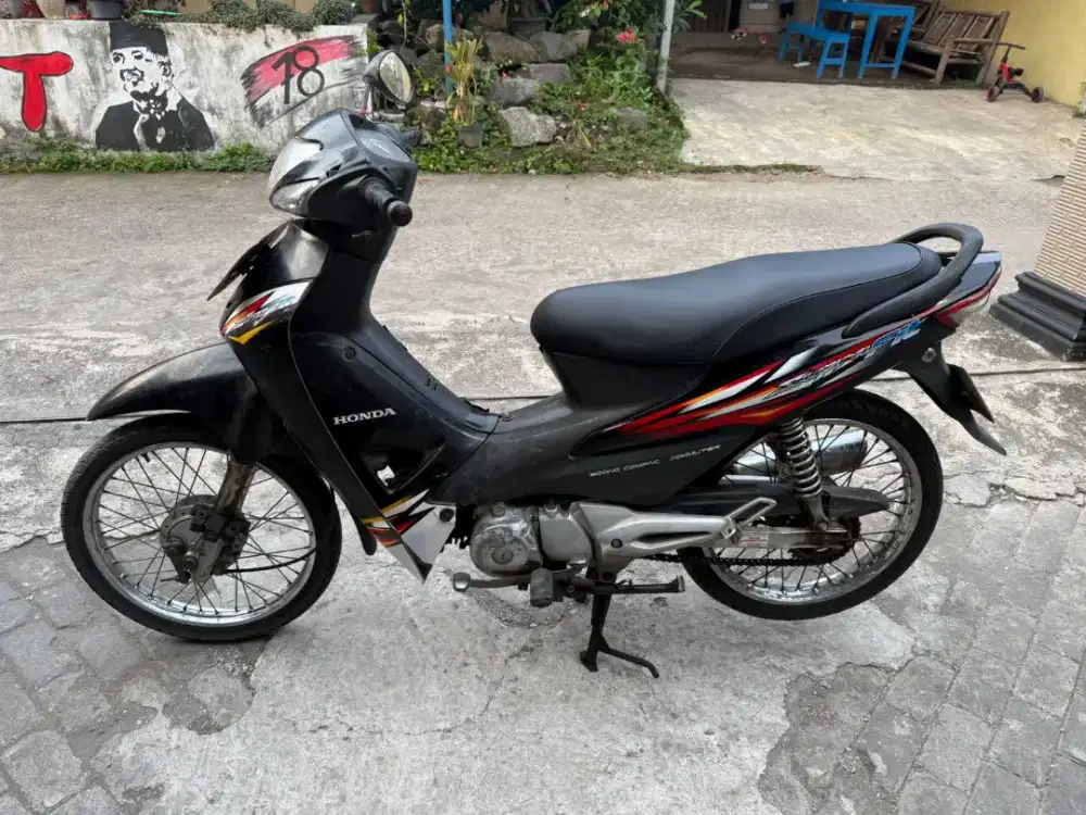 Supra fit bagasi thn 2006 plat AB Bantul