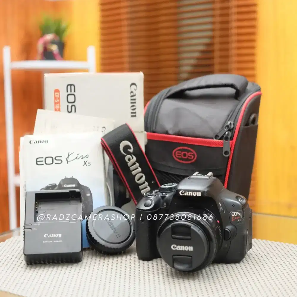 Canon Kiss X5 / 600D & Lensa Canon 50mm f1.8 II