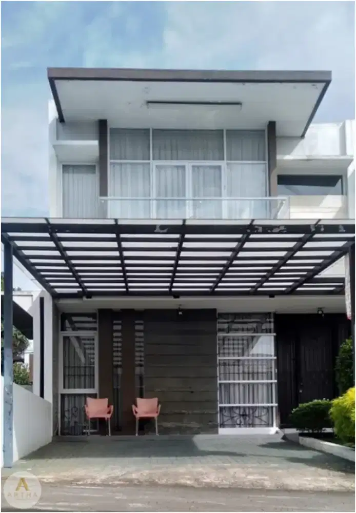 Rumah di pasteur sarijadi siap huni dekat ke tol pasteur