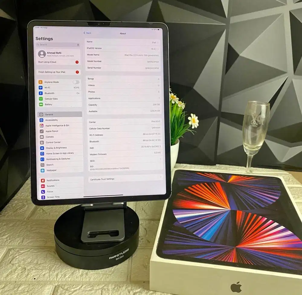 iPad Pro 12,9 Inc M1 Garansi Resmi iBox Wifi Celluler 256GB Mulus