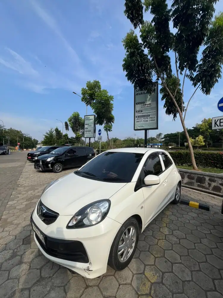 Take Over Honda Brio 2013 Bensin