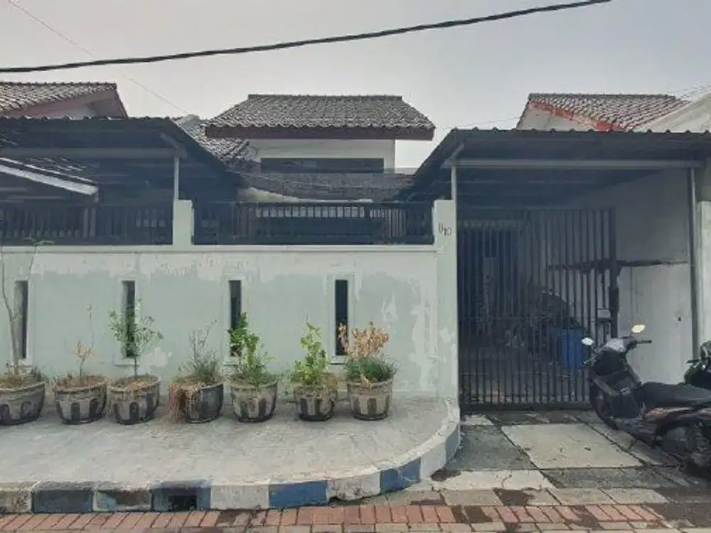 Jual Rumah 2 Lantai Surabaya Barat Dian Istana Rayan Regency