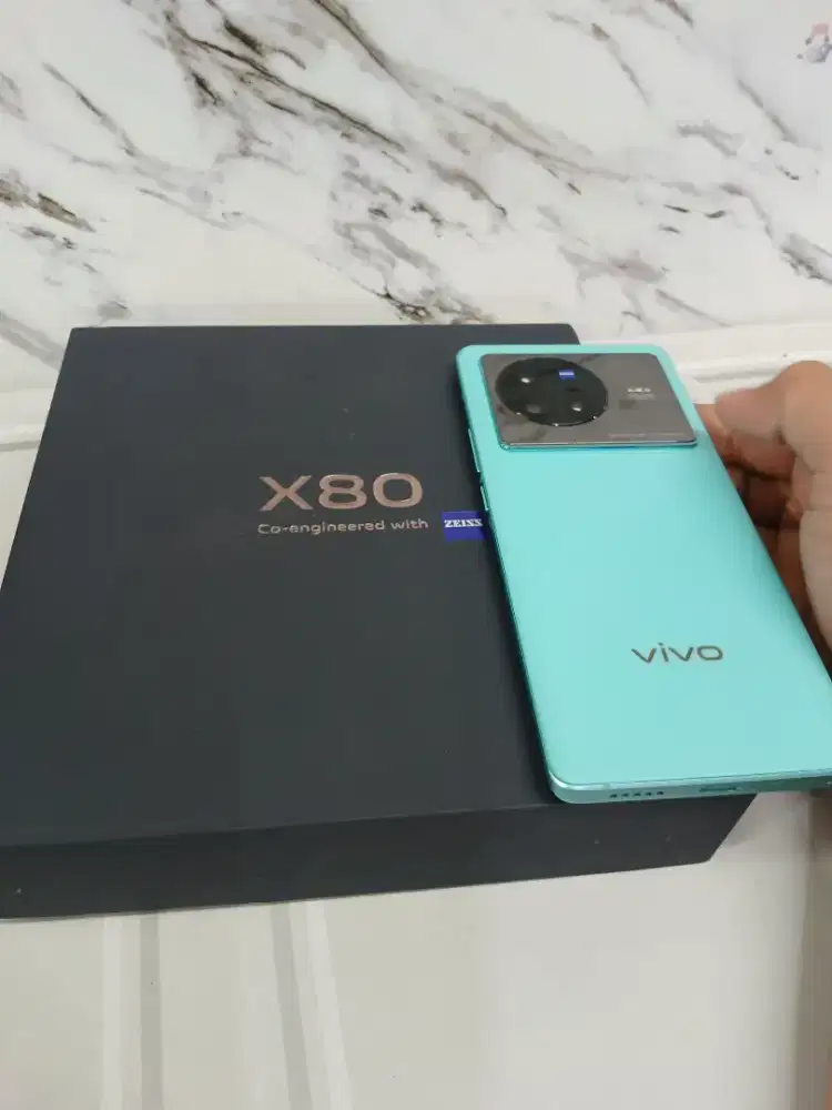 Vivo X80 12/256 zeis like new parah