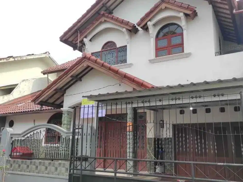Rumah Mewah di Delman Indah Bendi Tanah Kusir Jaksel
