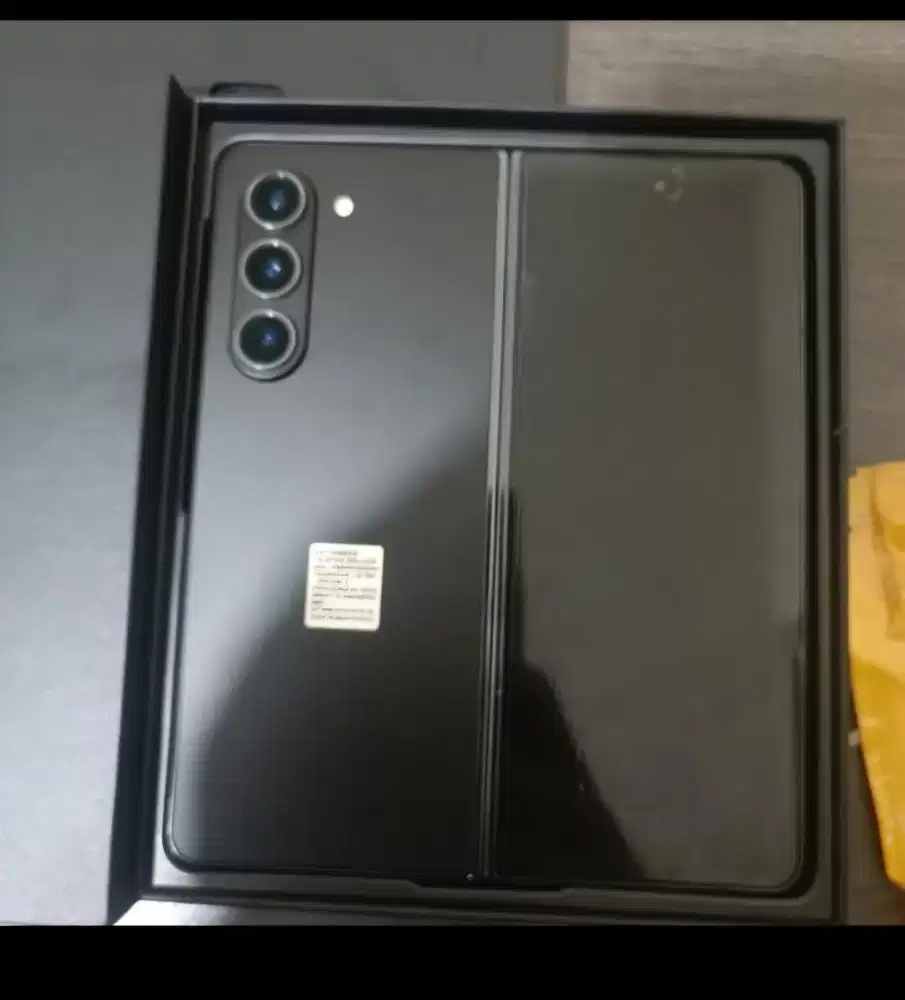 SAMSUNG Z Fold 5 - 12/256