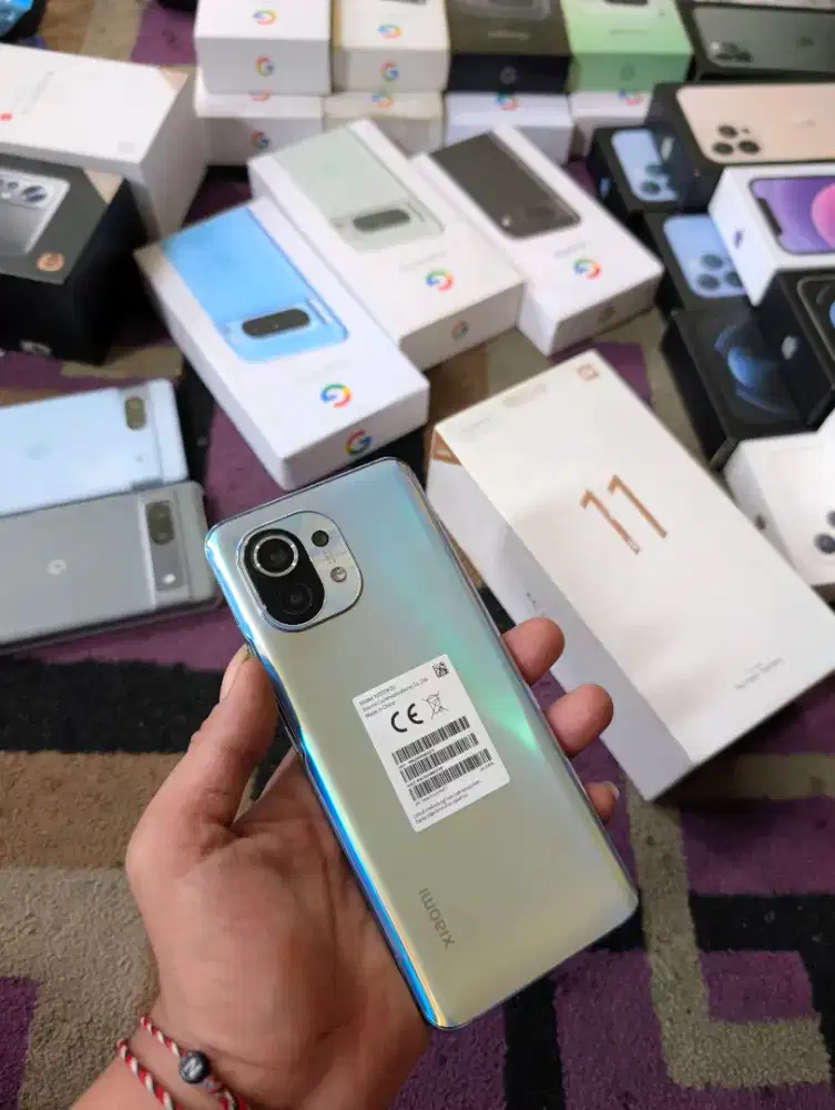 Xiaomi Mi 11 8-256Gb resmi indo