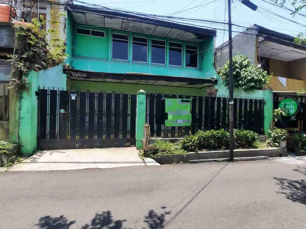 Di jual rumah sewa pemkot di tengah pusat kota di muararajeun dekat ke gedung sate Bandung