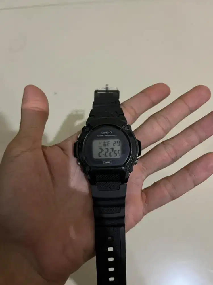 Jam tangan Casio W-219H