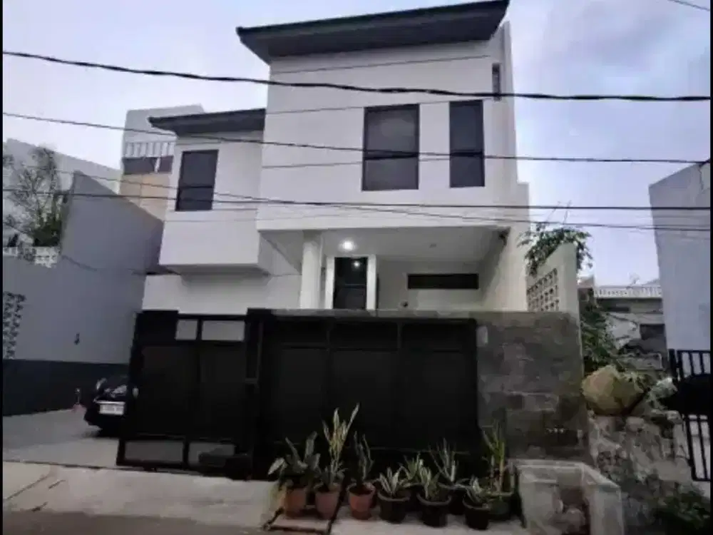 Rumah Cantik Luas 163 Meter di Kayumas Pulogadung
