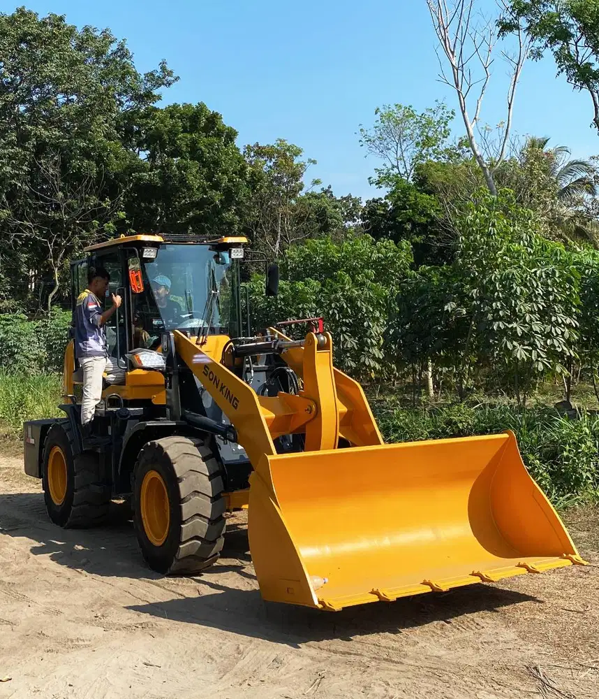 Jual Wheel Loader SONKING 1,2 Kubik Murah, Tangguh, & Banyak Bonusnya