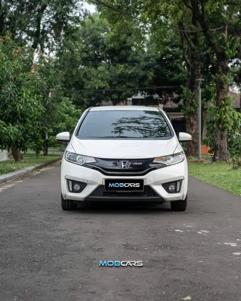 CASH TERMURAH HONDA JAZZ 1.5 CVT [ GK5 ] 2016 PUTIH MOBCARS