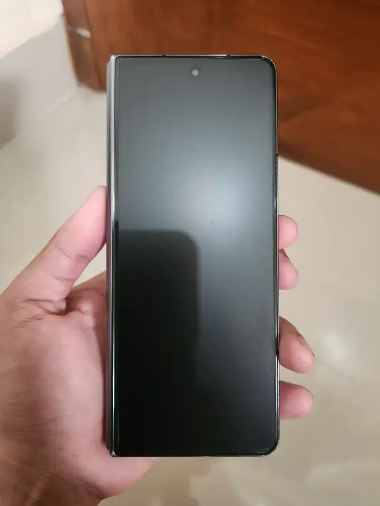 Samsung Z Fold 4 5G 12/256GB resmi Sein fullset mulus pemakaian