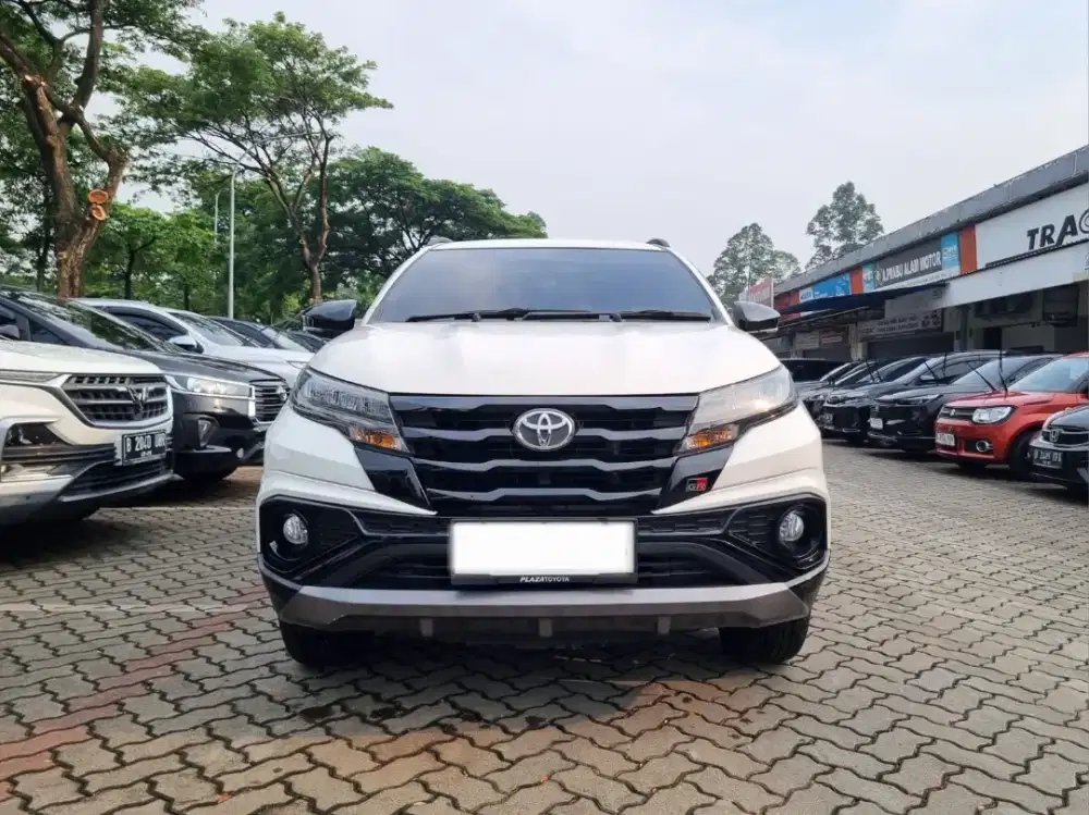 TERMURAH TOYOTA RUSH GR AT 2024 PUTIH FACELIFT