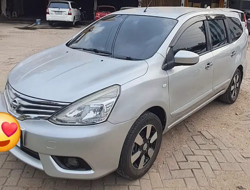 Grandlivina 1,5 XV M/T tahun 2014