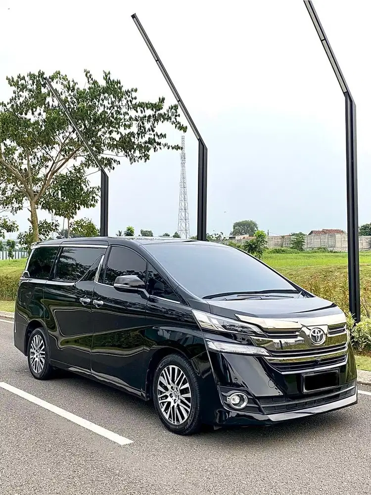 Toyota Vellfire 2.5 G ATPM A/T 2015 VERY GOOD CONDITION!