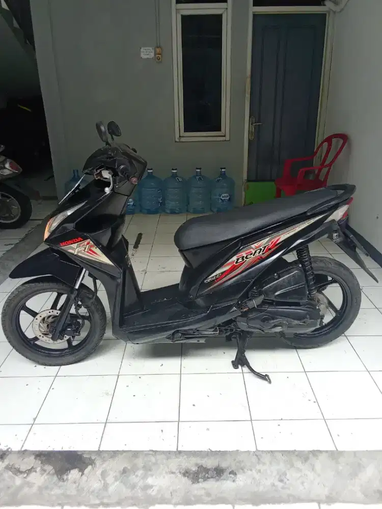 Beat th 2015 injex stater alus BPKB, FAKTUR, STNK sebelah, pajak mati