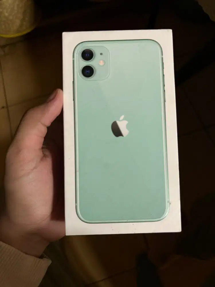 IPHONE 11 64GB green inter