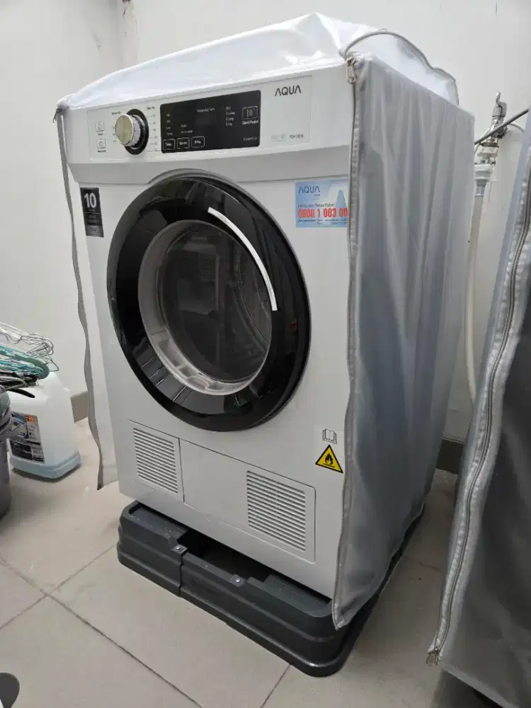 MESIN DRYER PENGERING PAKAIAN MERK AQUA, KONDISI LIKE NEW 99,99%