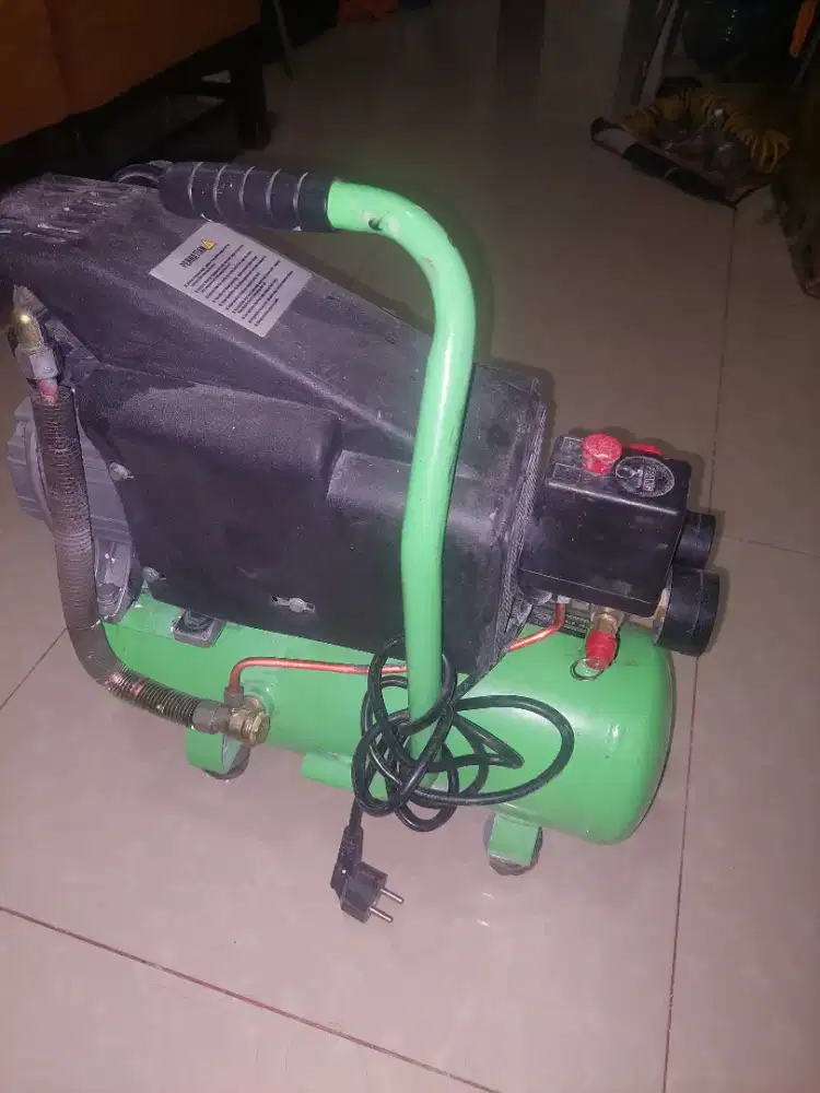 Komplesor angin RYU RCP 75-1