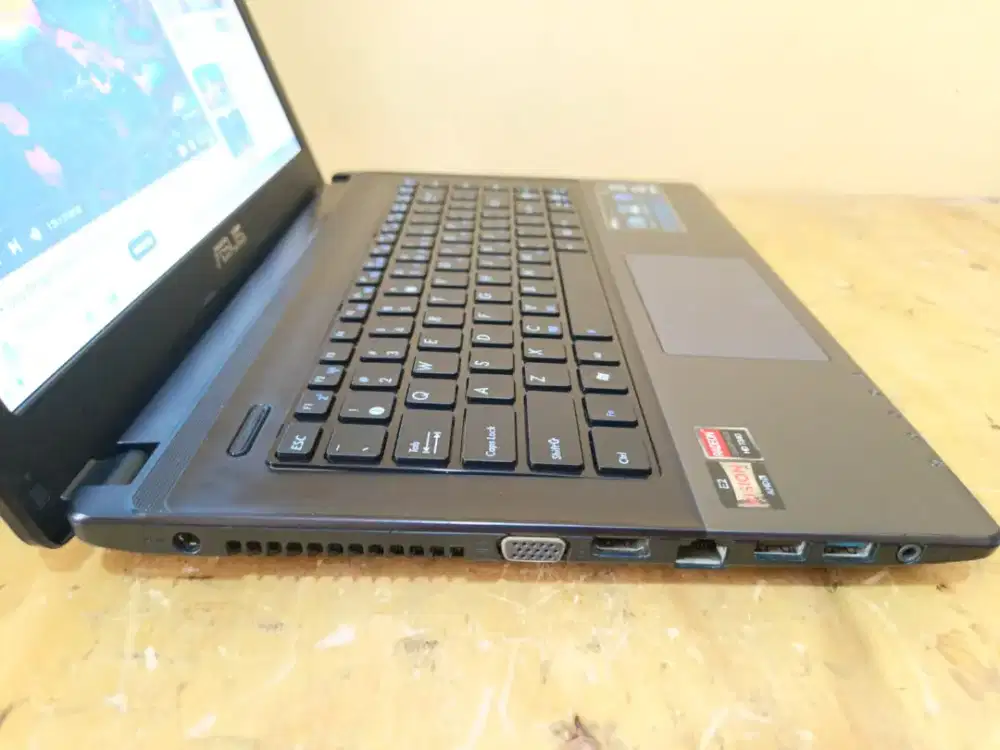 Asus x45U SSD Bonus HDD second