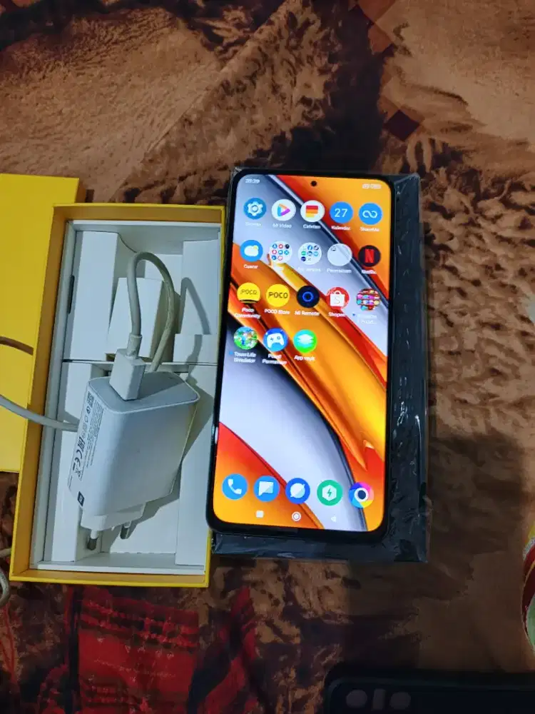 Poco F3 5G. 8/256