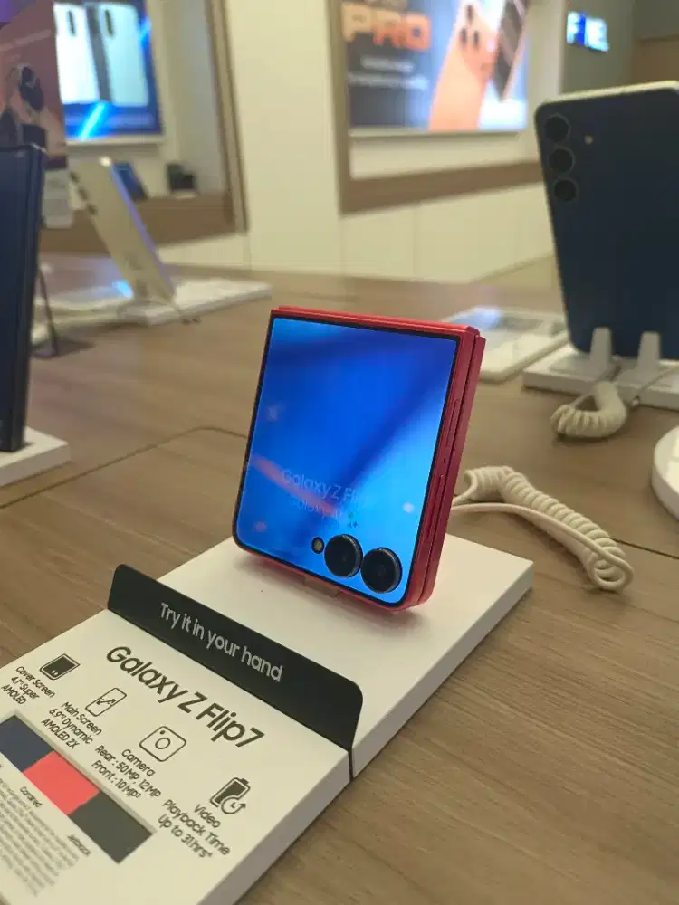 Z flip 7 12/256GB