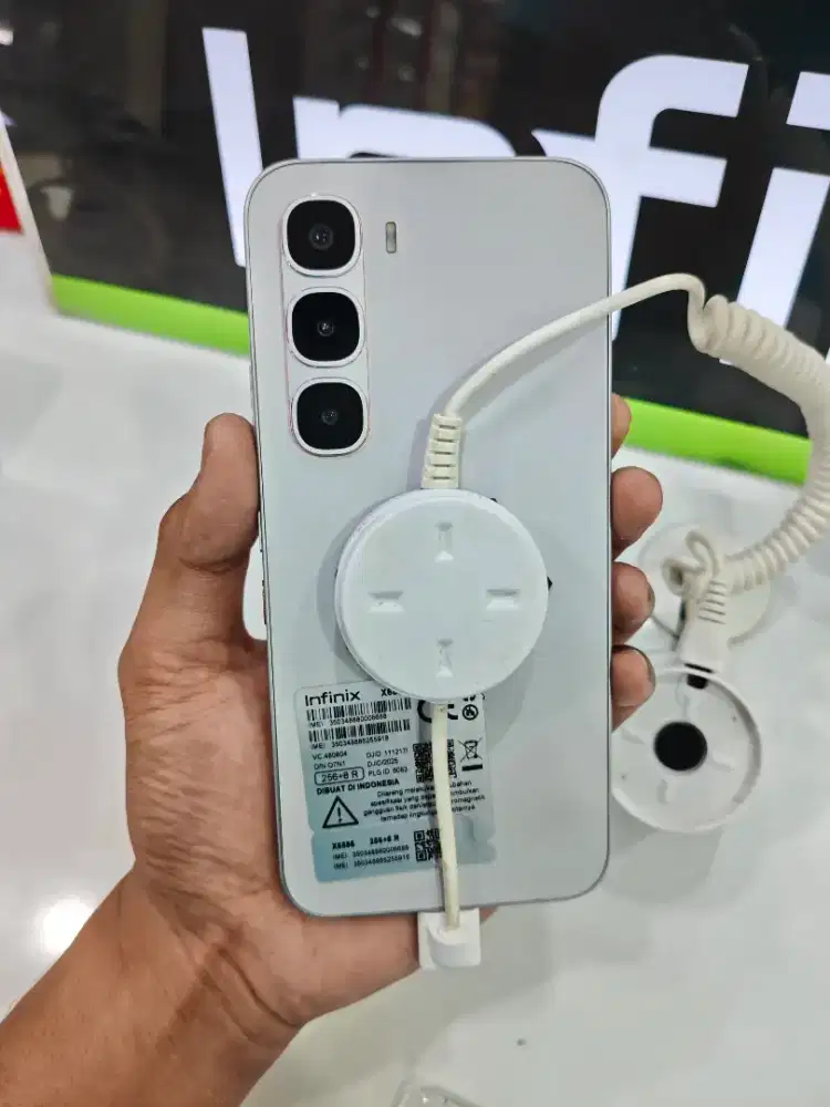 Infinix Hot 60Pro promo cicilan syarat cukup KTP tanpa DP tanpa survey