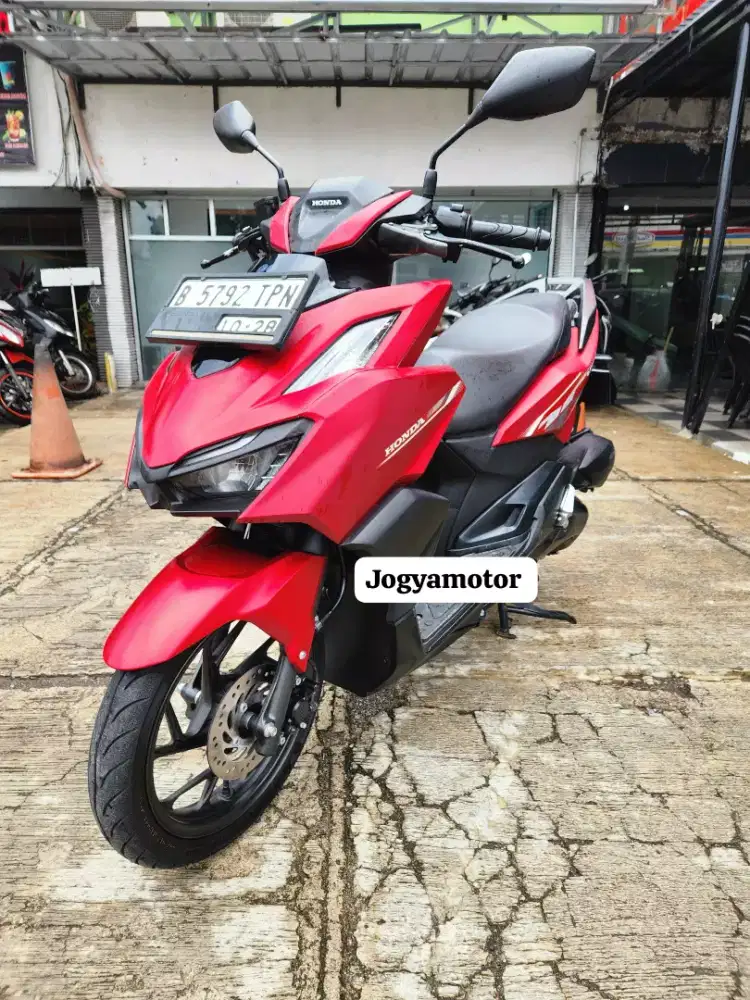 New Vario 160 cbs tahun 2023