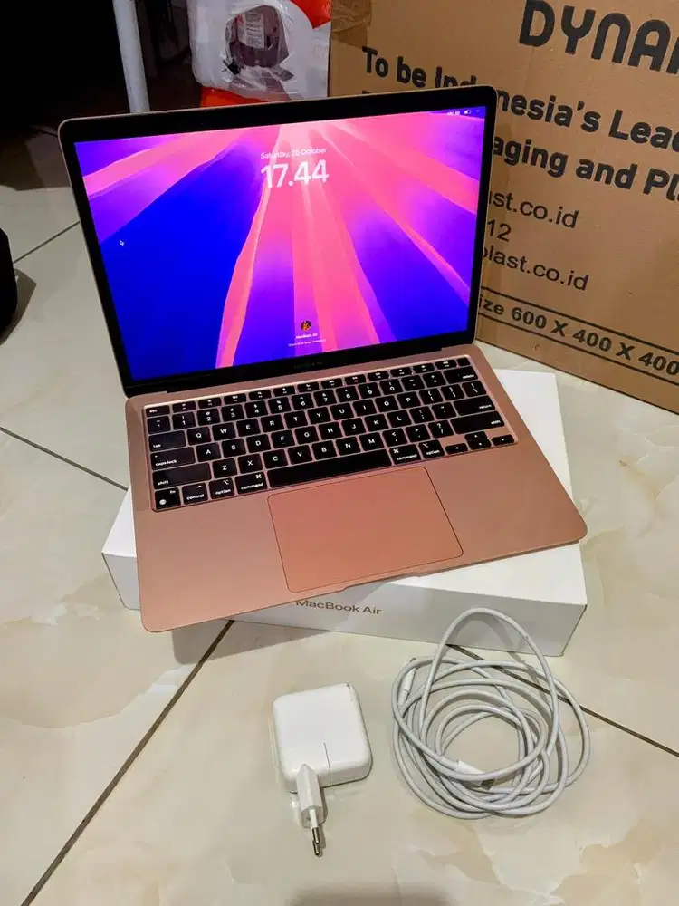 MacBook Air M1 - Rose Gold