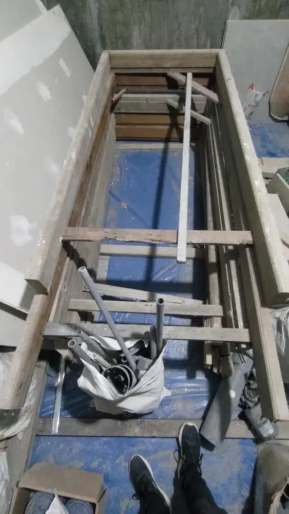 Kusen Pintu Rumah Damar Laut