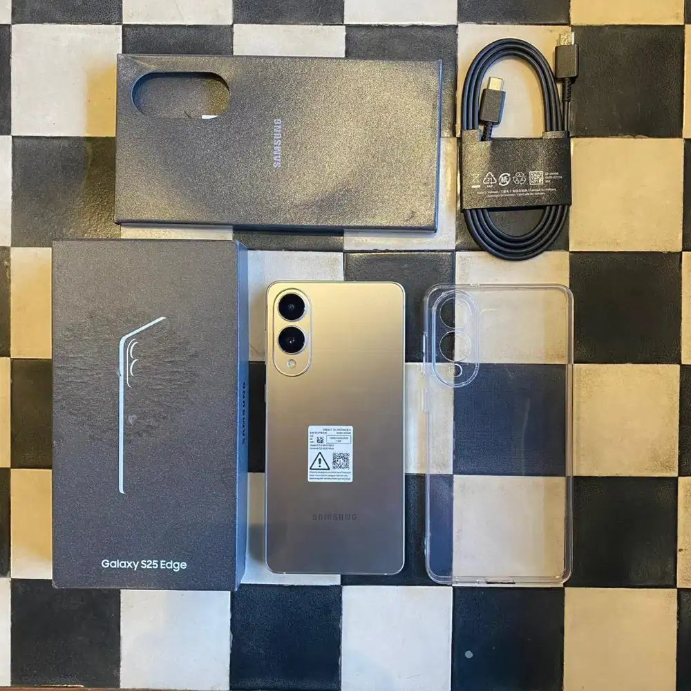 Samsung S25 edge sein 12/256 fullset garansi on July 2026