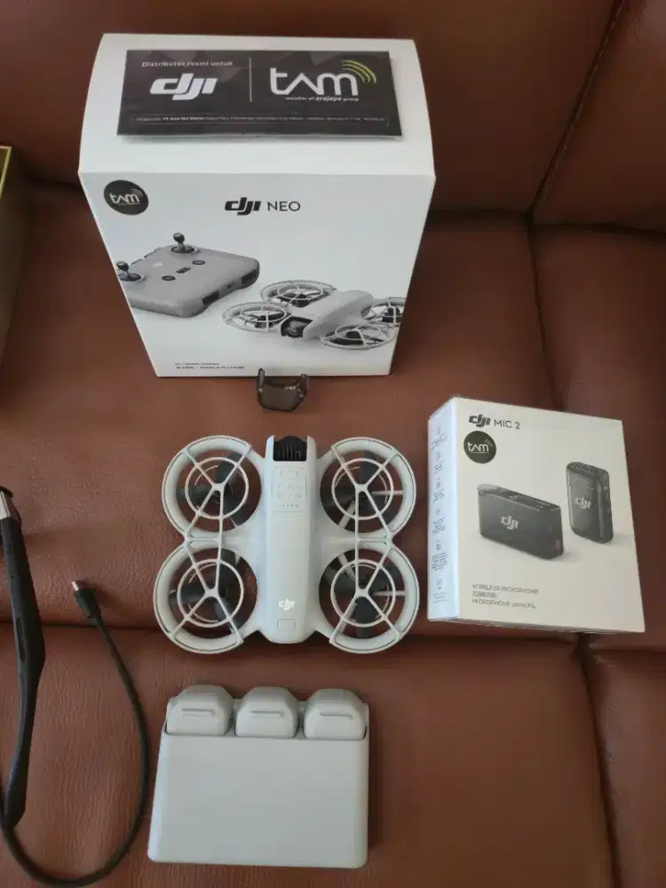DJI Neo Fly More Combo 99% Baru 1bln+, 3 Baterai + RC, Resmi & Nota