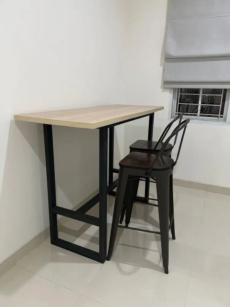 MEJA CAFE TINGGI 110 cm, KURSI TINGGI 66 cm