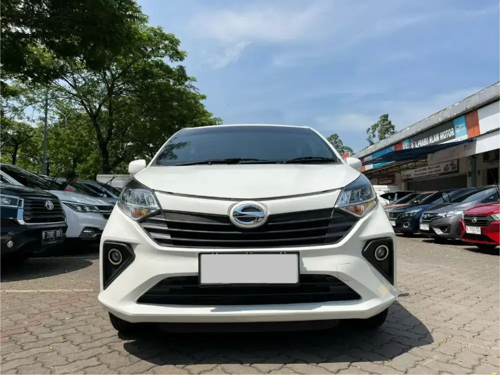 TERMURAH DAIHATSU SIGRA 1.2 X 2023 AT PUTIH