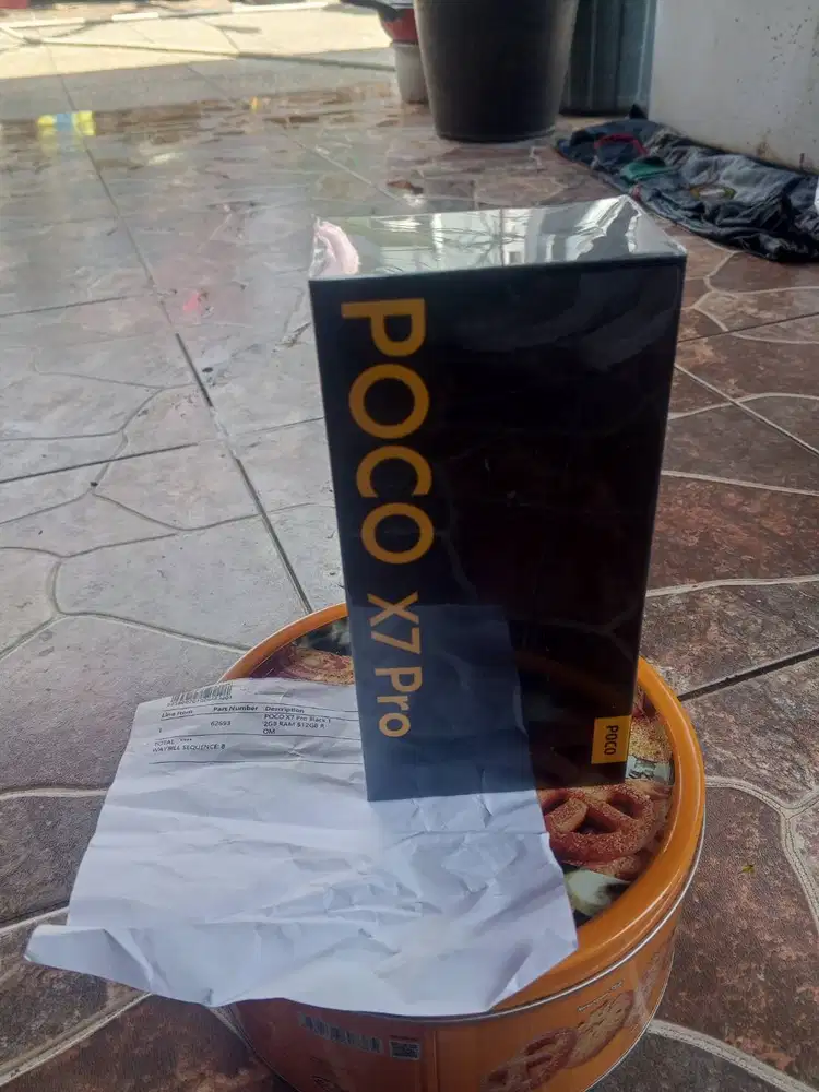 POCO X7 PRO 5G (HITAM)