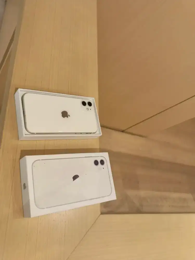 Iphone 11 128gb warn sedap bagus