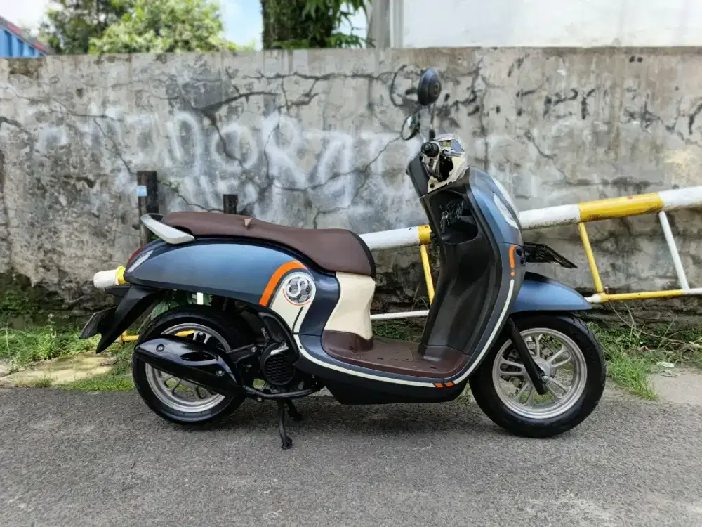 Honda scoopy sporty tahun 2021 Kondisi Bagus