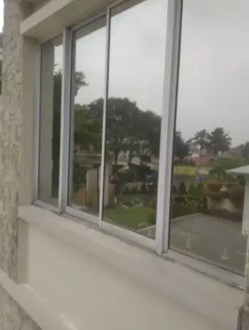 Kaca film menerima panggilan di rumah memberikan pelayanan terbaik