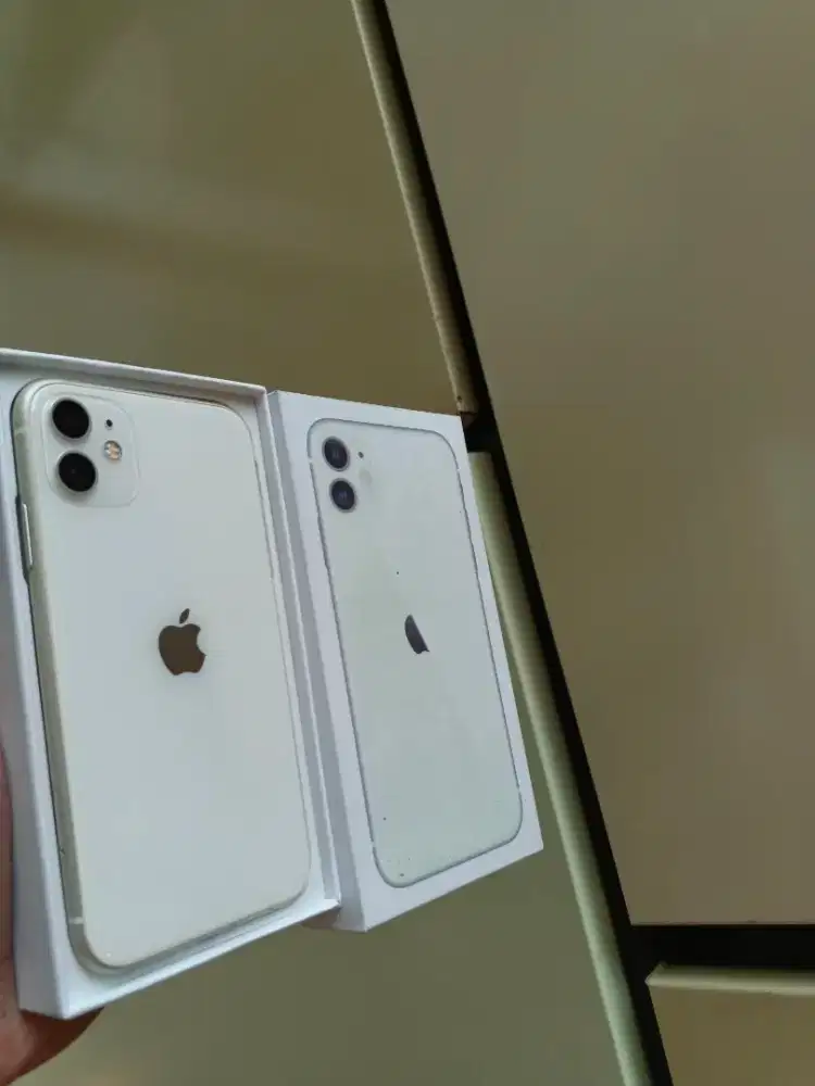 Iphone 11 128gb sekelas apple